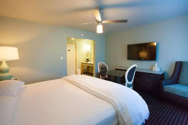 호텔 3 Peaks Resort & Beach Club