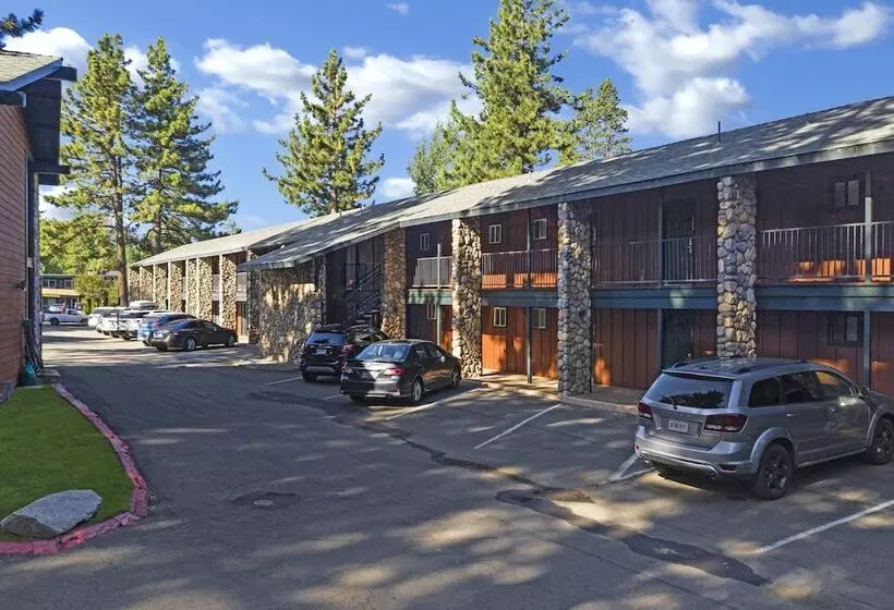 호텔 3 Peaks Resort & Beach Club