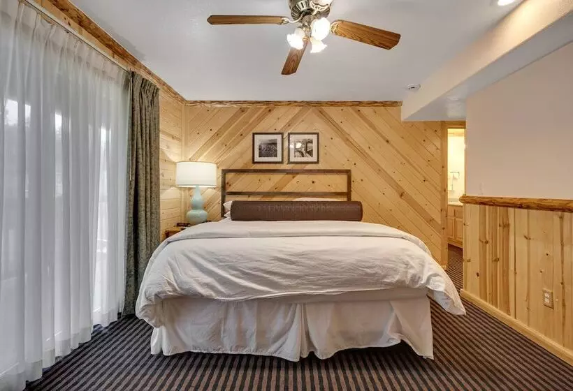 호텔 3 Peaks Resort & Beach Club