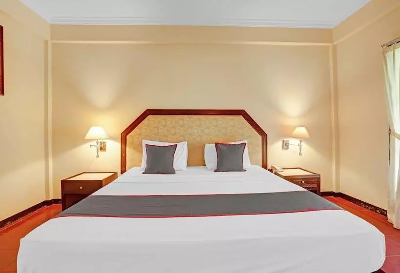 Отель Collection O 90805 Aditya Beach Resort And Spa