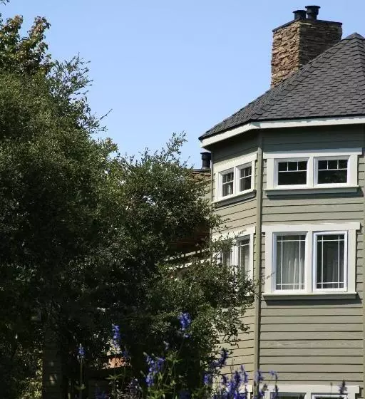 Отель Avila Village Inn