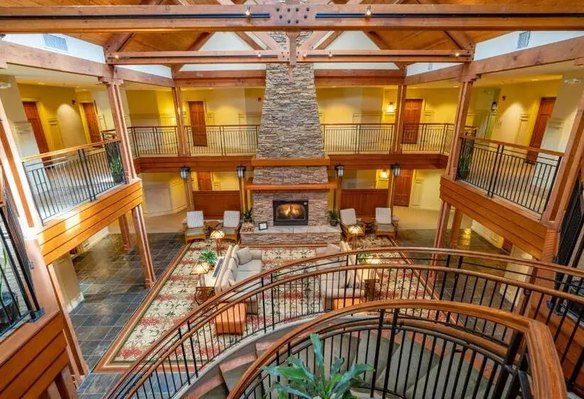 Отель Avila Village Inn