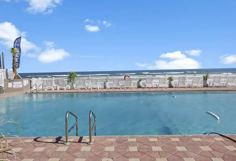 Hotel Boardwalk Inn And Suites