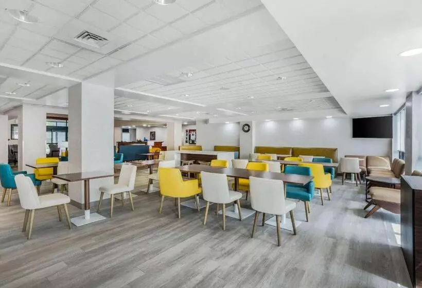 호텔 Comfort Inn & Suites Voorhees Mt Laurel