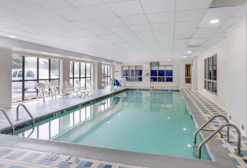 호텔 Comfort Inn & Suites Voorhees Mt Laurel