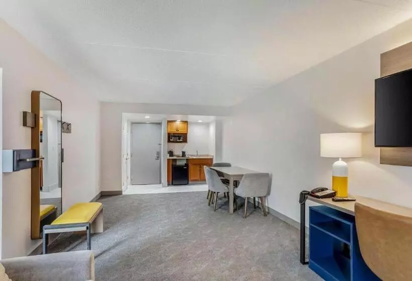 호텔 Comfort Inn & Suites Voorhees Mt Laurel