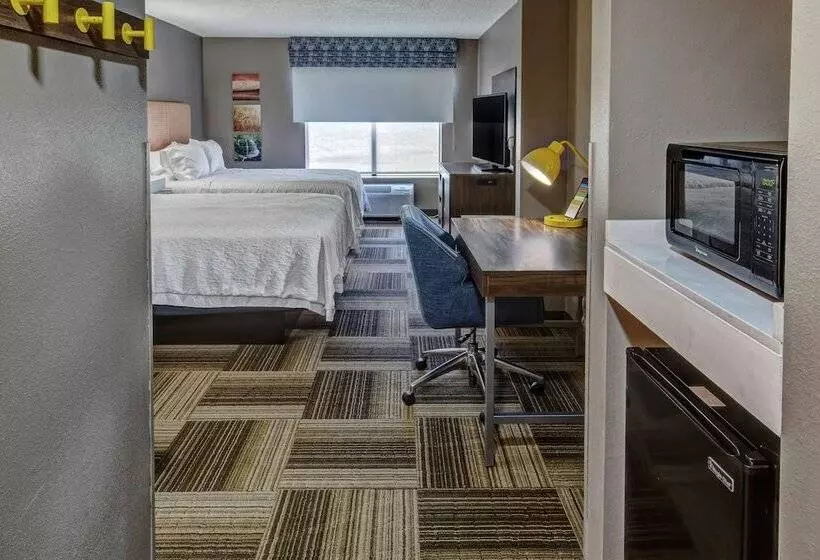 هتل Hampton Inn Latrobe