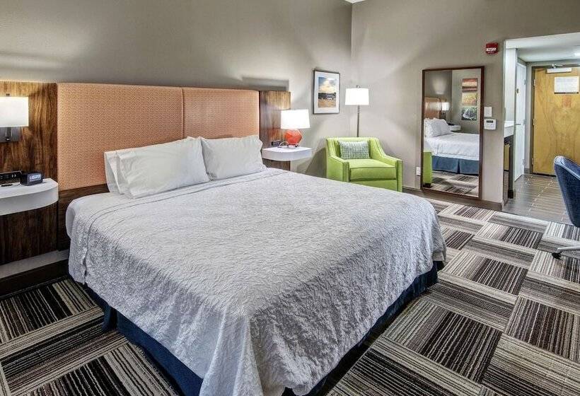 호텔 Hampton Inn Latrobe