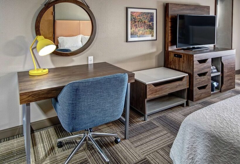 호텔 Hampton Inn Latrobe