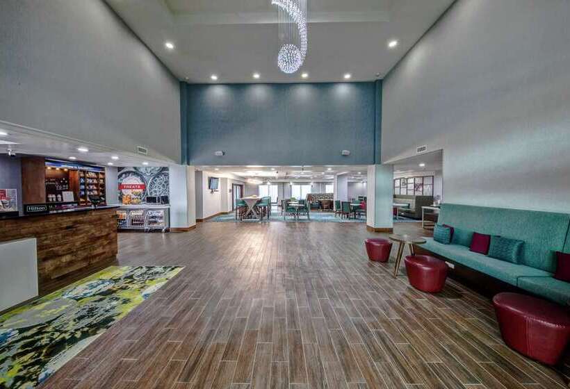 호텔 Hampton Inn Latrobe