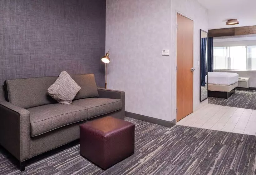 Отель Hilton Garden Inn Bend