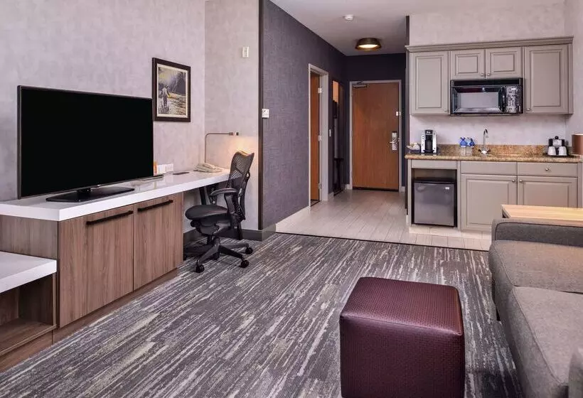 Отель Hilton Garden Inn Bend