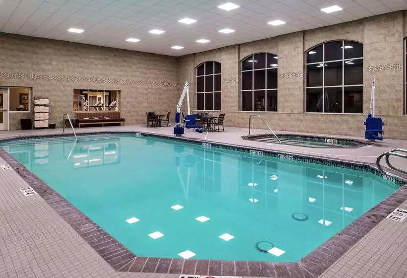 Отель Hilton Garden Inn Bend