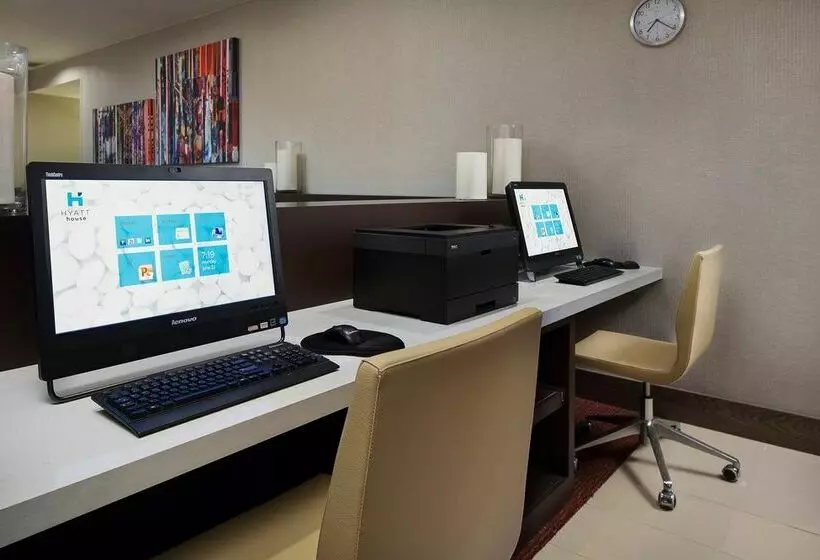 Hotel Austin Arboretum