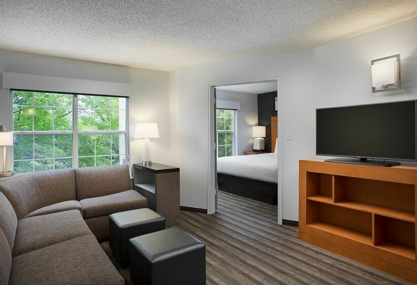 هتل Austin Arboretum