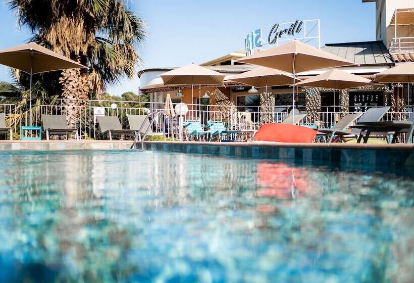 هتل Ibis La Ciotat