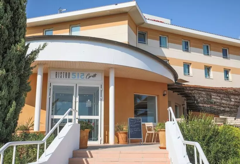 Отель Ibis La Ciotat