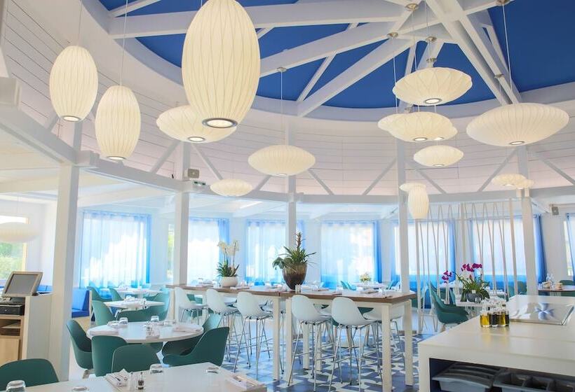 هتل Ibis La Ciotat