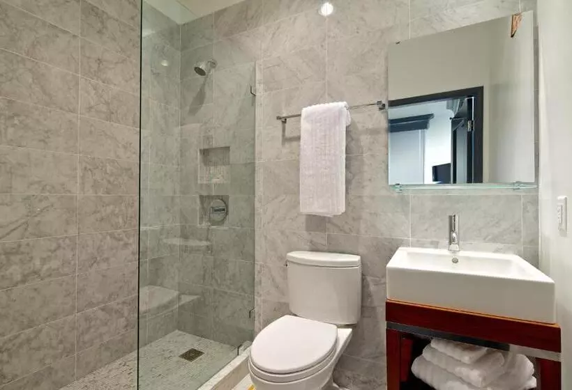 ホテル La Pensione