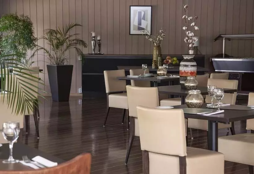 Lavik Fjord Hotel & Apartments