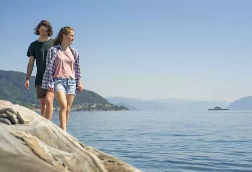 Lavik Fjord Hotel & Apartments