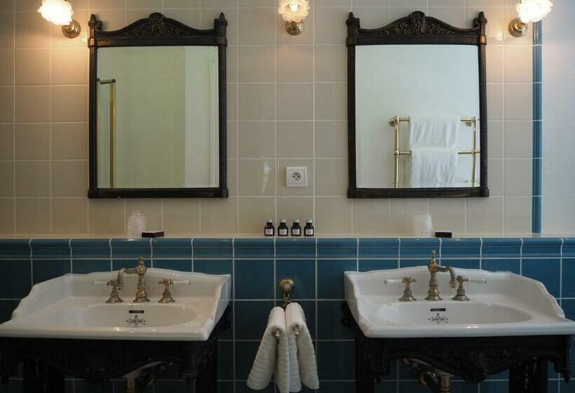 فندق Hôtel Restaurant La Cardinale