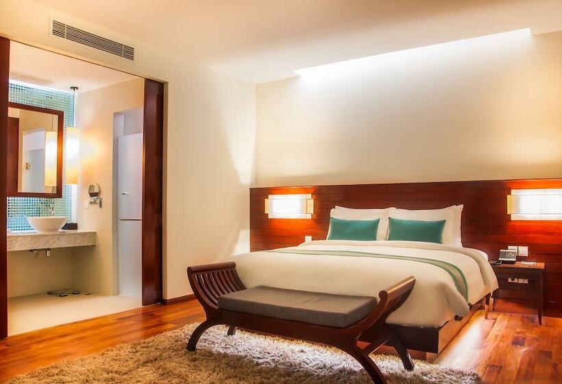 فندق Lotus Blanc Resort