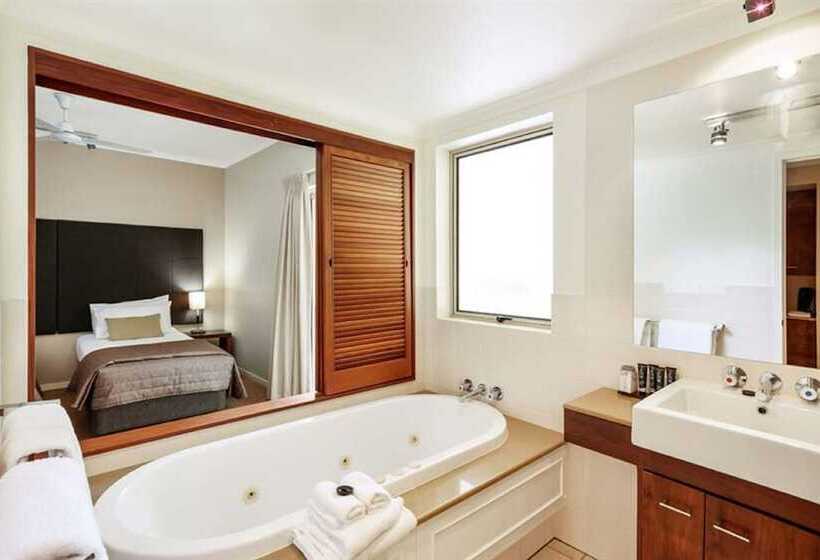 ホテル Mantra Amphora