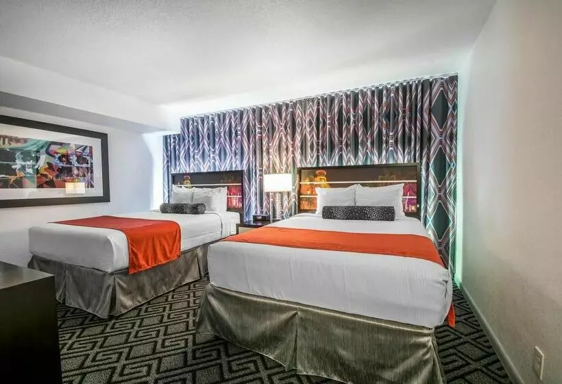 Отель Solara Surfside Resort