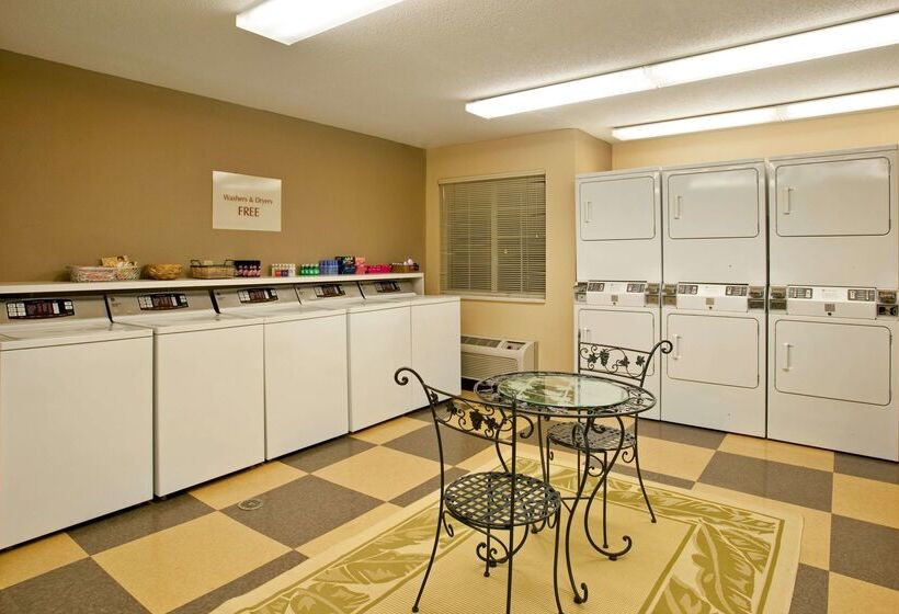 בית מלון כפרי Sonesta Simply Suites Chicago Waukegan