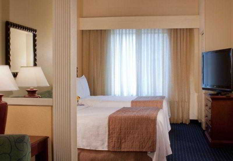 فندق Springhill Suites By Marriott Atlanta Kennesaw