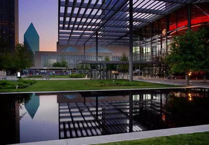 호텔 Springhill Suites Dallas Addison/quorum Drive