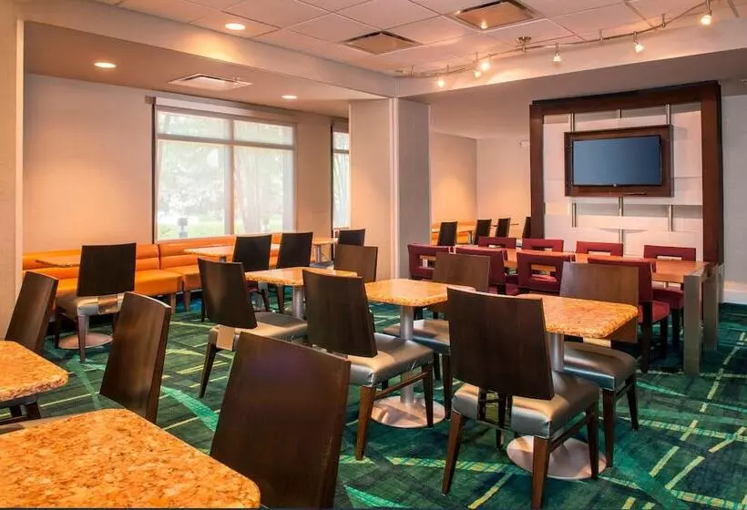 בית מלון כפרי Springhill Suites By Marriott Gaithersburg