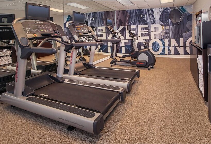 בית מלון כפרי Springhill Suites By Marriott Gaithersburg