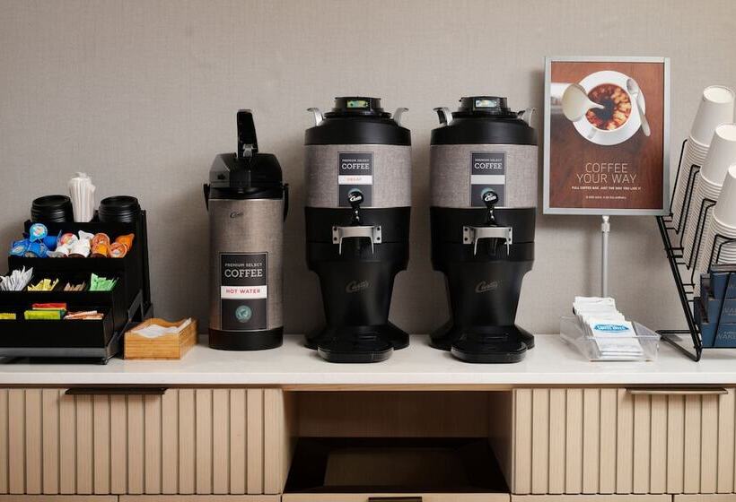 هتل Springhill Suites Nashville Metrocenter