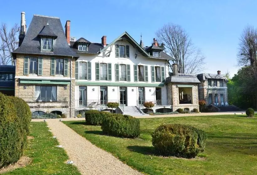 هتل Hôtel Villa Navarre