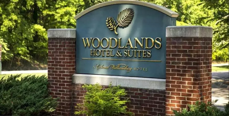 Williamsburg Woodlands Hotel & Suites, An Official Colonial Williamsburg
