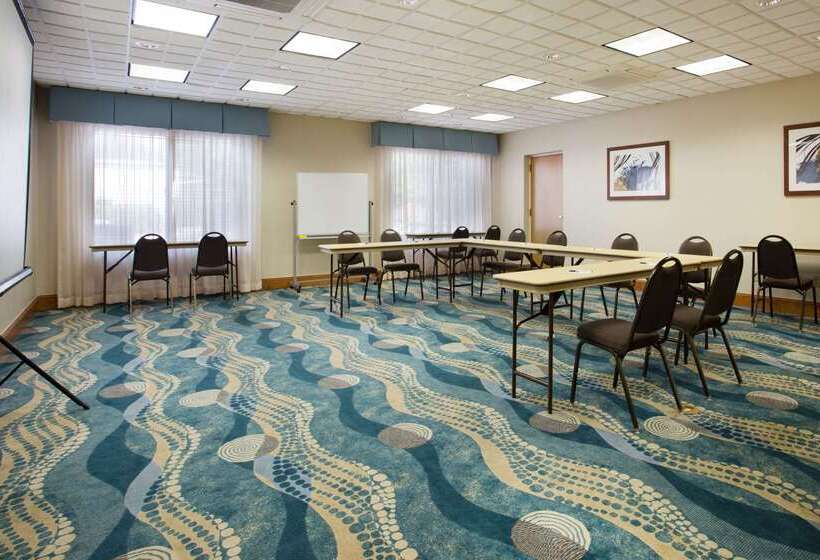 ホテル Wingate By Wyndham Garner/raleigh South