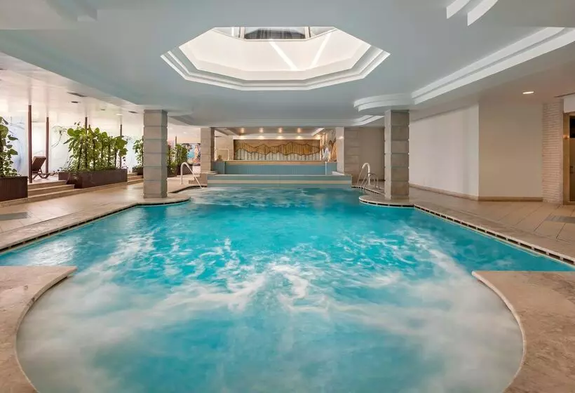 리조트 Pine Beach Belek