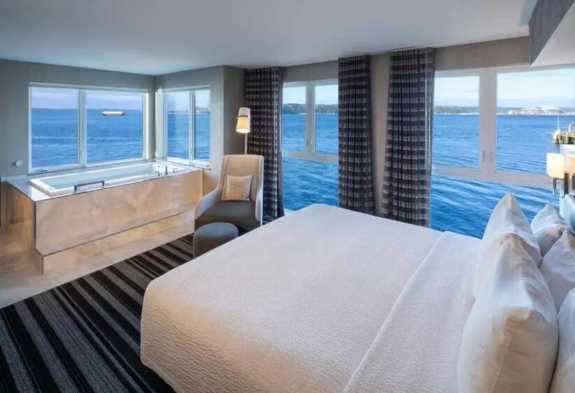 Silver Cloud Hotel Tacoma Waterfront