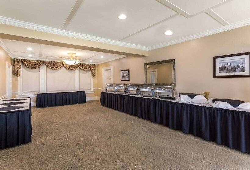 Traditions Hotel & Spa, Ascend Hotel Collection