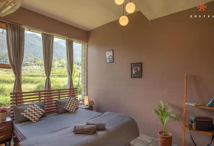 ユースホステル Zostel Plus Bir