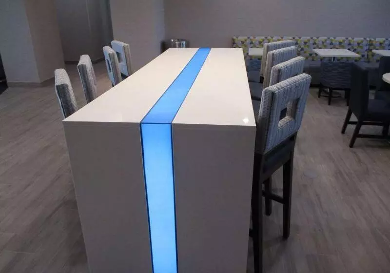 Hotelli Best Western Plus Choctaw Inn & Suites