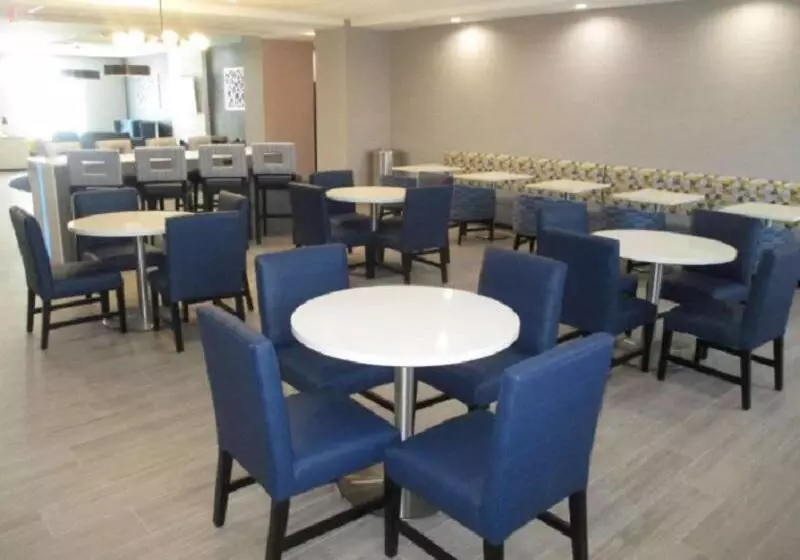 Hotelli Best Western Plus Choctaw Inn & Suites