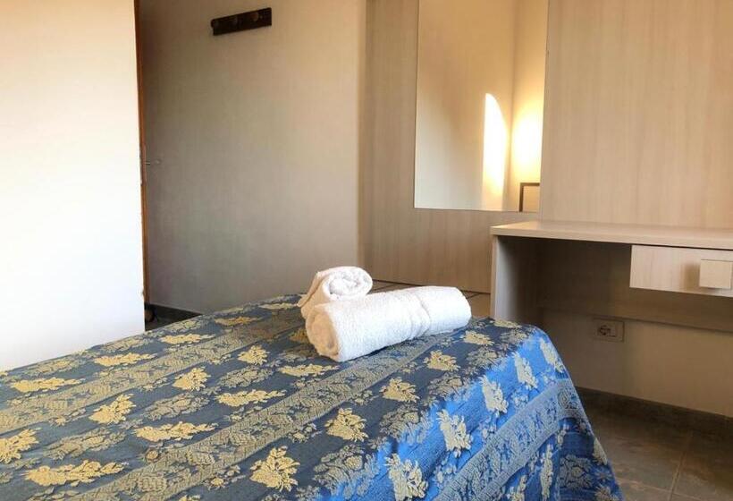 Отель Funtana E Donne