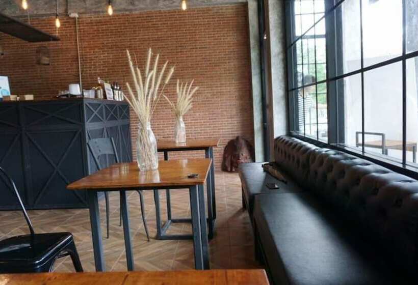 בית מלון כפרי Oyo 1167 Ban Pa Rim Khuean