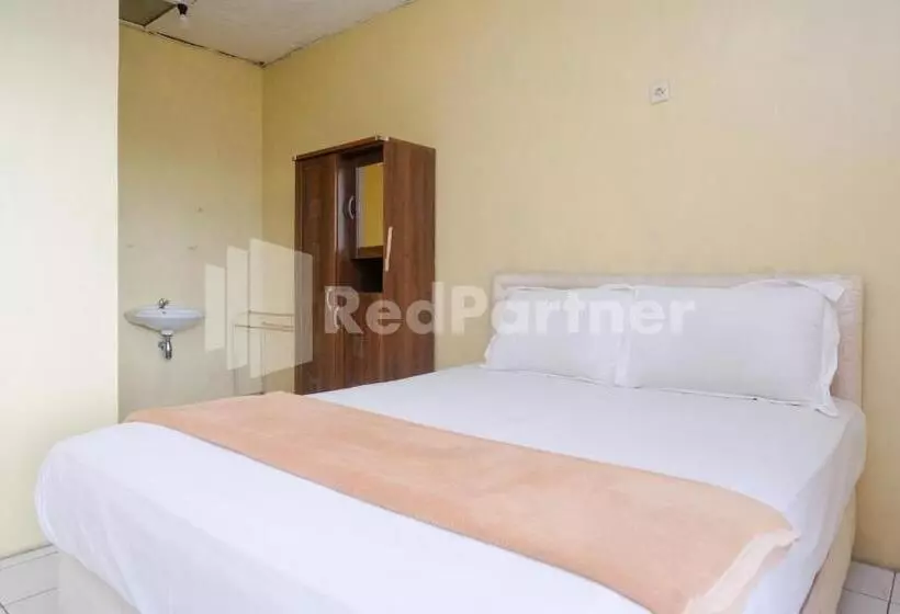 Hotelli Sido Langgeng Tawangmangu Mitra Reddoorz