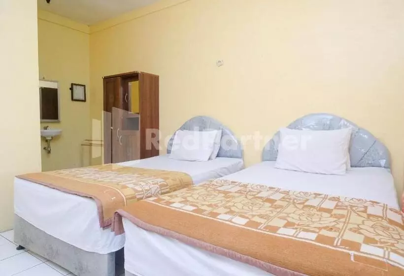 Hotelli Sido Langgeng Tawangmangu Mitra Reddoorz