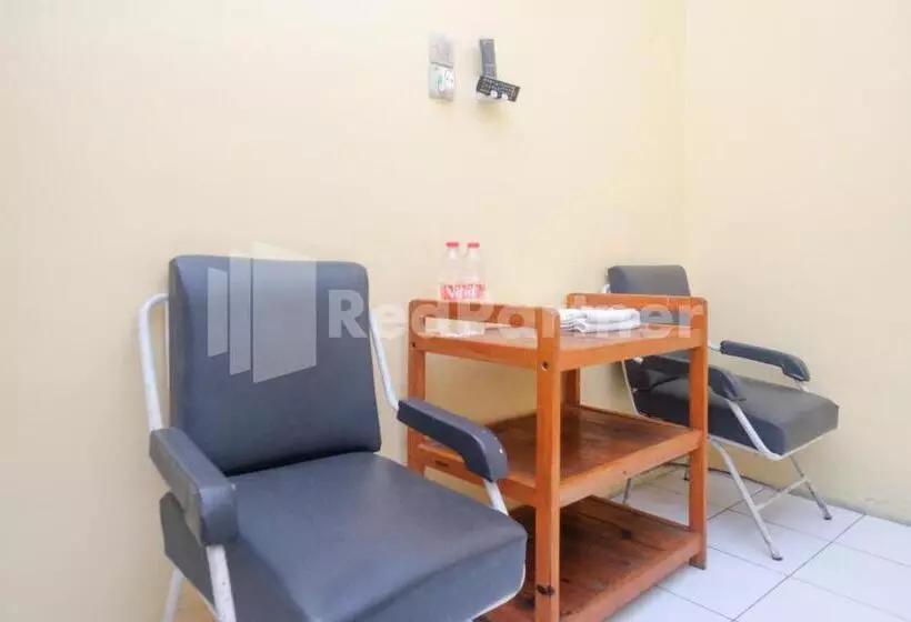 Hotelli Sido Langgeng Tawangmangu Mitra Reddoorz