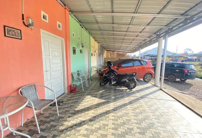 فندق Oyo 3397 City Kost Novisa